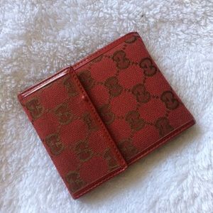 gucci wallet